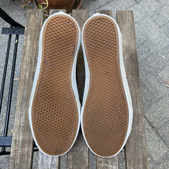 Vans Old Skool Low Skate Shoes Women's 7.5 Men's 6 Black Suede Gold Lace Aglets - Picture 9 of 12